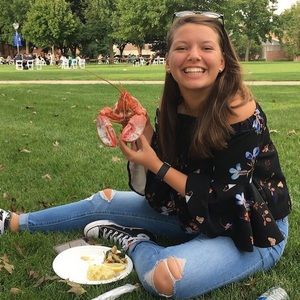 Meet your Posher, Julia